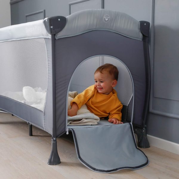 Hauck travel cot rental