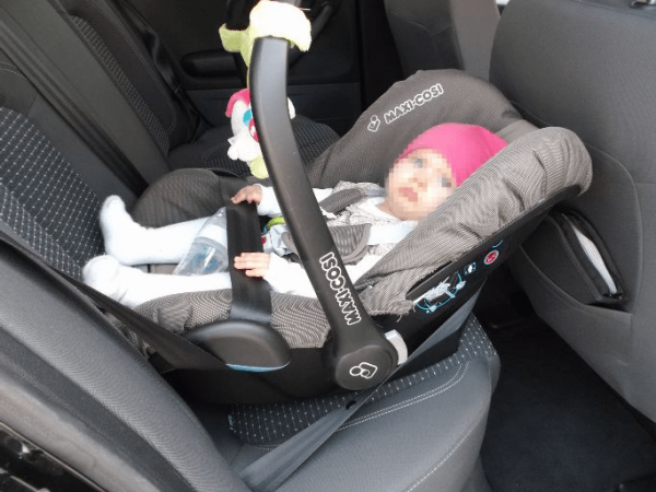 Maxicosi cabriofix rental
